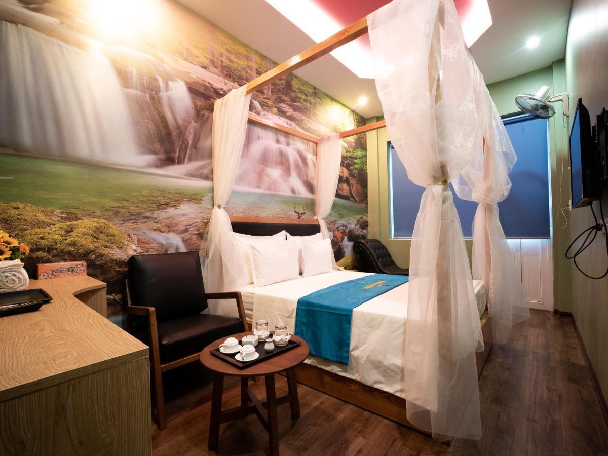 Hotel Khach San Huong Duong Hanoi Exterior foto